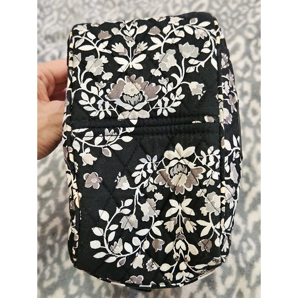 Classic Vera Bradley Quilted Thermal Lunch Bag Black & White Chandelier Noir EUC